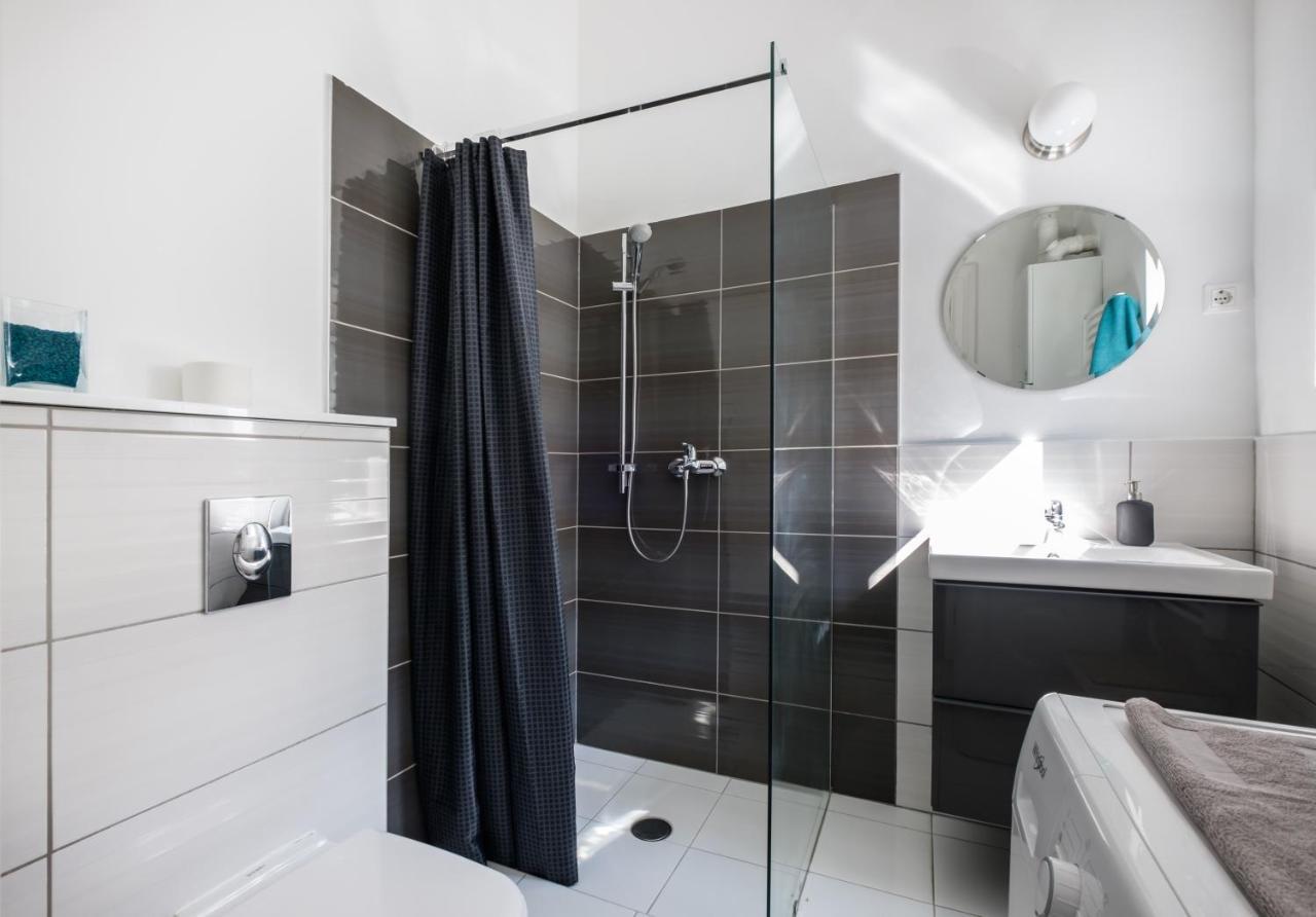 בודפשט Andrassy Garden Apartment In Center מראה חיצוני תמונה