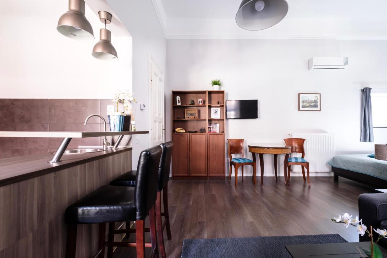 בודפשט Andrassy Garden Apartment In Center מראה חיצוני תמונה